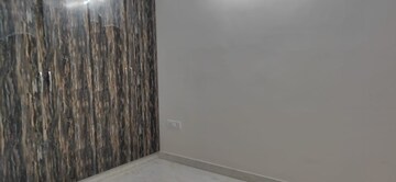 Room in 2 BHK Builder Floor at Ansal Plaza Sector-23, Sector 23 – for Rent