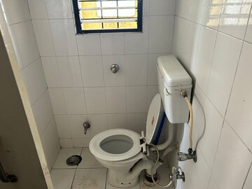 Bathroom in 2 BHK Apartment at Mahalaxmi Nagar – for Rent