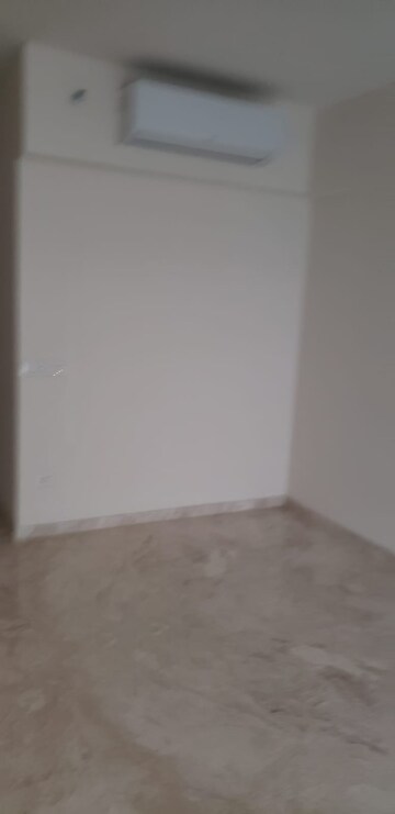 Room in 2 BHK Apartment at L&T Emerald Isle, Powai – for Rent