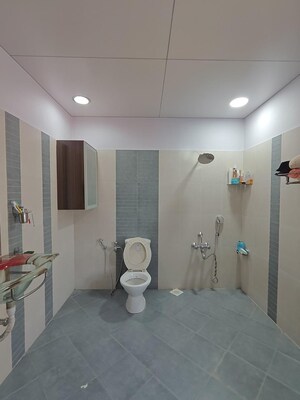 Bathroom in 5 BHK Villa at Science City – for Sale