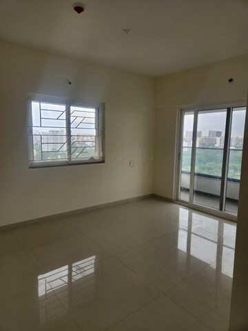 Room in 3 BHK Apartment at Avon Vista, Balewadi – for Rent