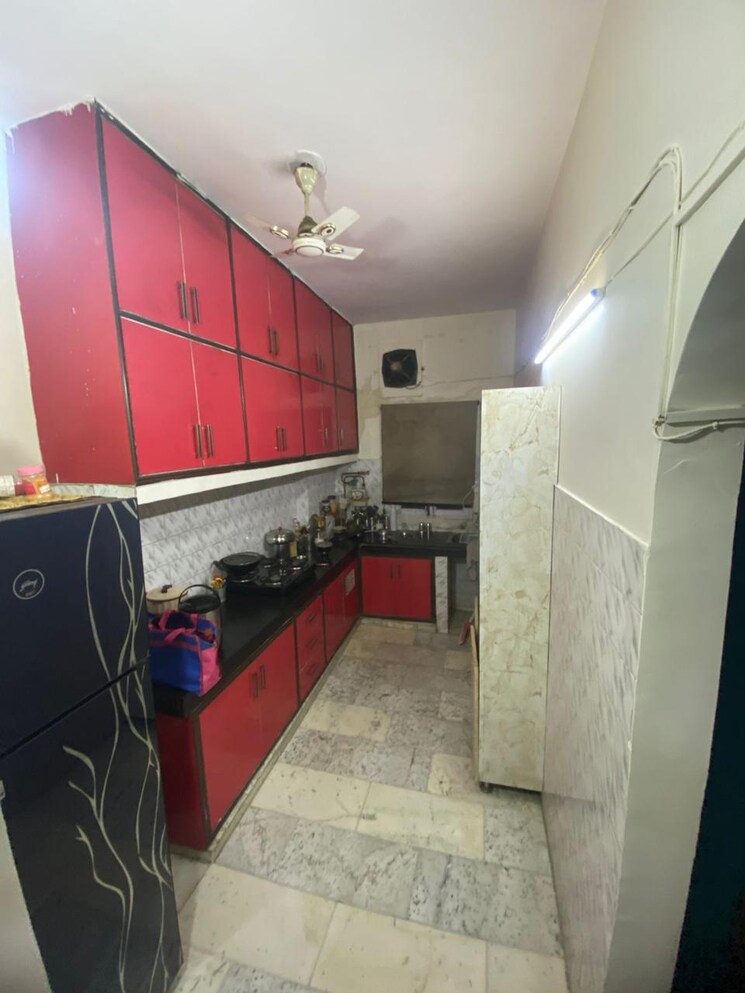 Kitchen, kalkaji 2 Bedroom 100 Sq.Yd. Builder Floor In Kalkaji Delhi 9160881