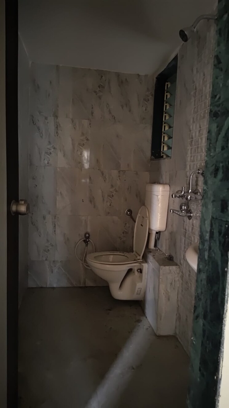 Bathroom, mohan-nano-estates 1 Bedroom 650 Sq.Ft. Apartment In Ambernath West Thane 9160857