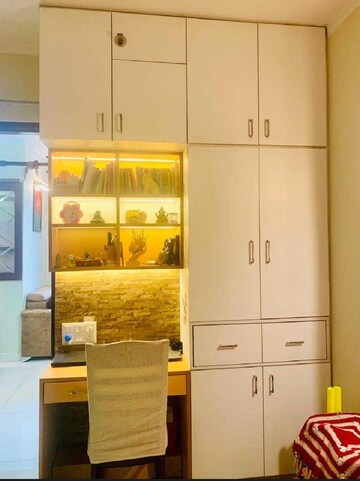 Furnished Amenities in 3 BHK Apartment at Exotica Dreamville, Sector 16c Greater Noida – for Rent