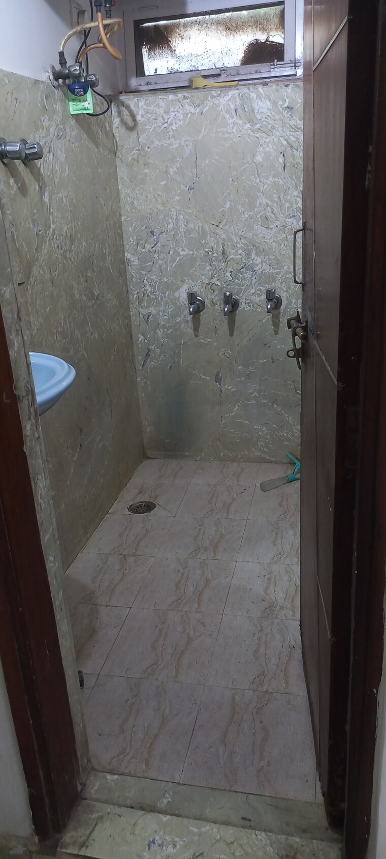 Attached Bathroom, ip extension 1.5 Bedroom 850 Sq.Ft. Apartment In Ip Extension Delhi 9160863