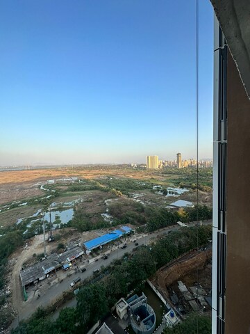 Plot Area in 2 BHK Apartment at Lodha Splendora, Ghodbunder Road – for Rent