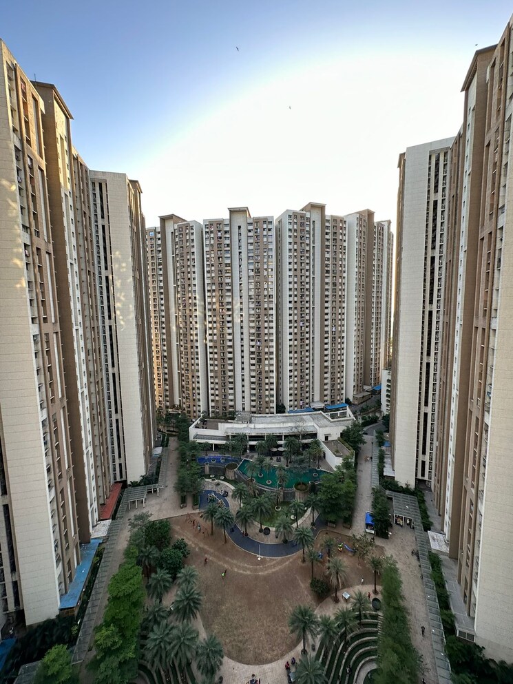 Exterior View, lodha-splendora 2 Bedroom 800 Sq.Ft. Apartment In Ghodbunder Road Thane 9160855