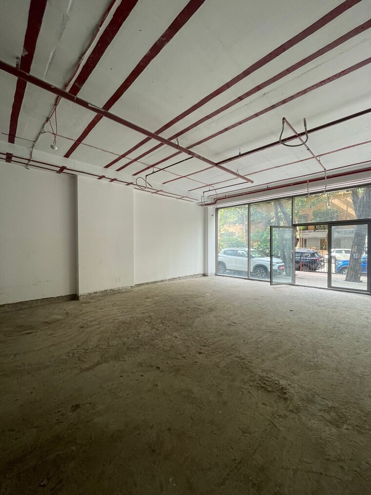 Room, chandak-unicorn Commercial Showroom 4800 Sq.Ft. In Andheri West Mumbai 9160824