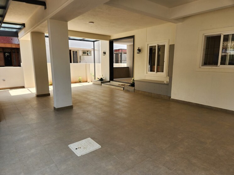 Room, dollars-daffodils 5 Bedroom 3000 Sq.Ft. Independent House In Jp Nagar Bangalore 9160976