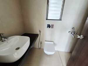 Bathroom in 1.5 BHK Apartment at Runwal My City, Dombivli East – for Sale