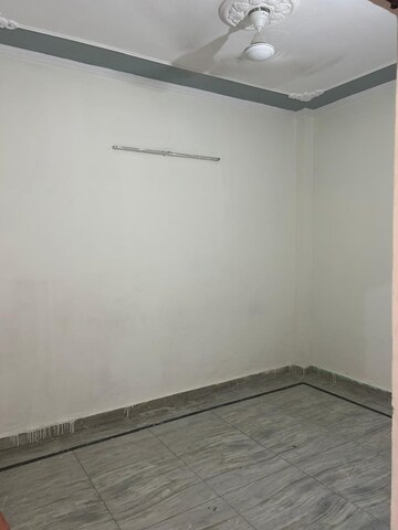 Room in 2 BHK Independent House at Alpha Ii Greater Noida – for Rent