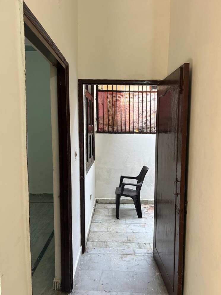 undefined, alpha ii greater noida 2 Bedroom 1000 Sq.Ft. Independent House In Alpha Ii Greater Noida Greater Noida 9157573