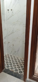 2 BHK + Pooja Room,Study Room 600 Sq.Ft. Builder Floor in Ultra Luxury Apartment 