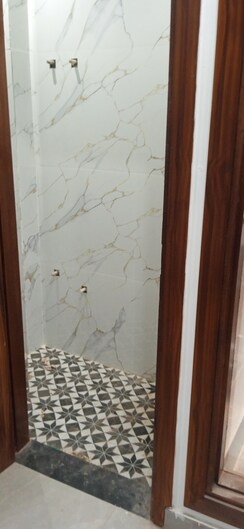 2 BHK + Pooja Room,Study Room Builder Floor For Sale in Ultra Luxury Apartment 