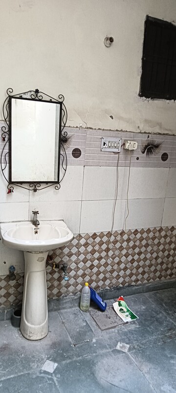 Bathroom in 2 BHK Villa at Sector 21d – for Rent