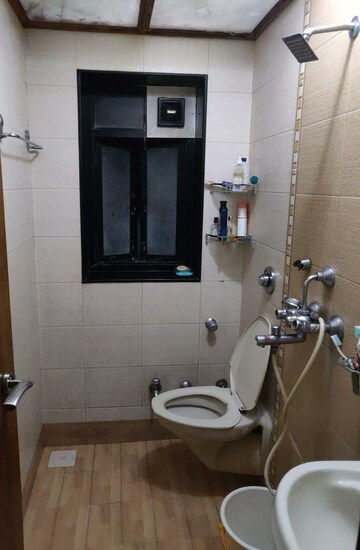 Bathroom in 4 BHK Apartment at Meenakshi Apartment, Goregaon East – for Rent