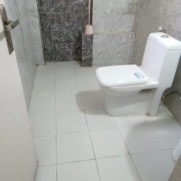 Bathroom in 2.5 BHK Apartment at Nirala Aspire Plaza, Panchsheel Green – for Sale