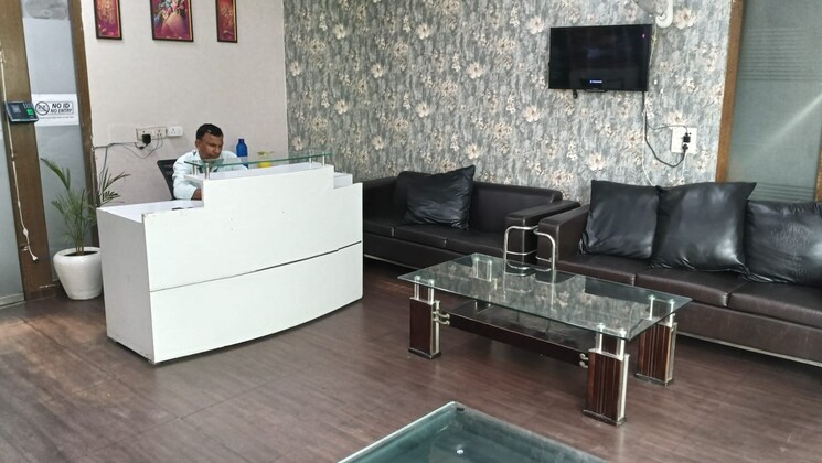 Team Area, ithums-62 Commercial Office Space in IT/SEZ 750 Sq.Ft. In Sector 62 Noida 9161004