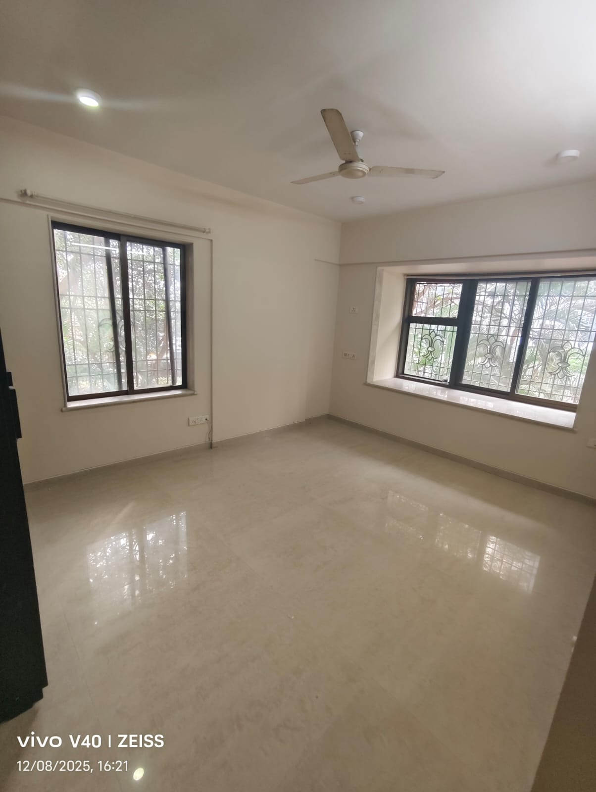 2 BHK Apartment For Sale in K Raheja Vihar