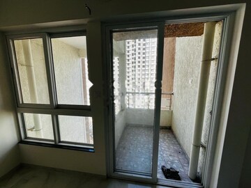 Room in 2 BHK Apartment at VTP HiLife, Wakad – for Rent