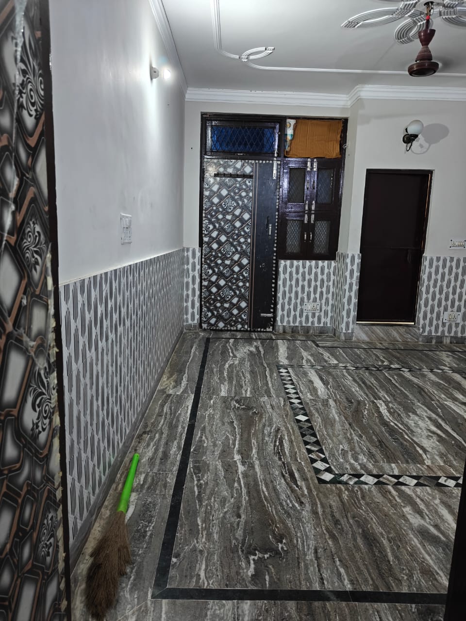 1 BHK Builder Floor For Rent in Chhatarpur 