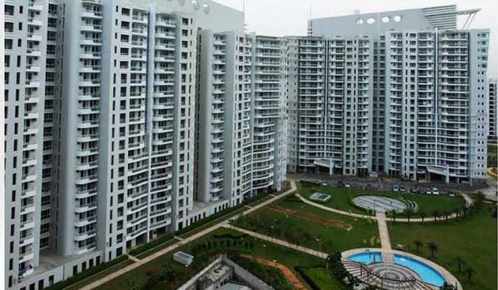 4 BHK + Servant Room 2804 Sq.Ft. Apartment in DLF The Icon