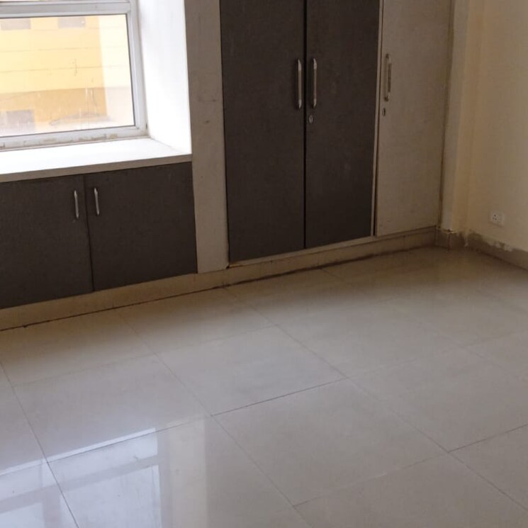 Room, panchsheel-greens-ii 2.5 Bedroom 1350 Sq.Ft. Apartment In Panchsheel Green Greater Noida 9161158