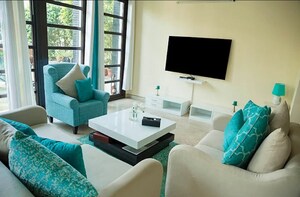 Team Area in 3 BHK Apartment at Smart World One DXP, Sector 113 – for Sale