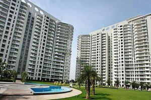 4 BHK Apartment – Exterior View View at DLF The Icon, Dlf Phase V - for Sale