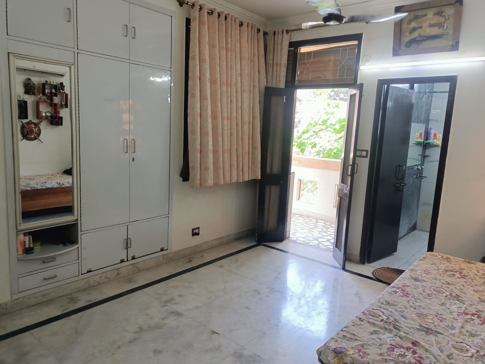 3 BHK Independent House For Rent in RWA Apartments Sector 52