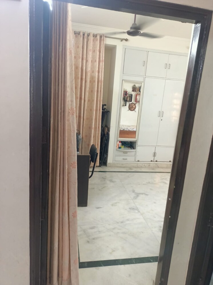 undefined, rwa-apartments-sector-52 3 Bedroom 2000 Sq.Ft. Independent House In Sector 52 Noida 9161148