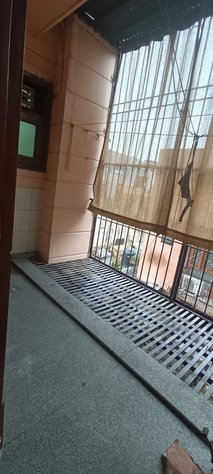 Balcony, greater kailash i 3 Bedroom 208 Sq.Yd. Builder Floor In Greater Kailash I Delhi 9161177