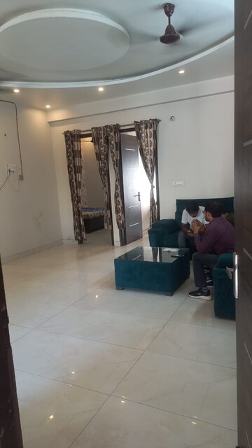 Living Room in 3 BHK Builder Floor at Sunshine Enclave, Vip Road – for Rent
