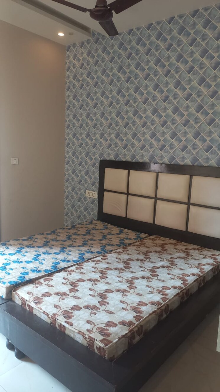 Bedroom, sunshine-enclave 3 Bedroom 1225 Sq.Ft. Builder Floor In Vip Road Zirakpur 9161167