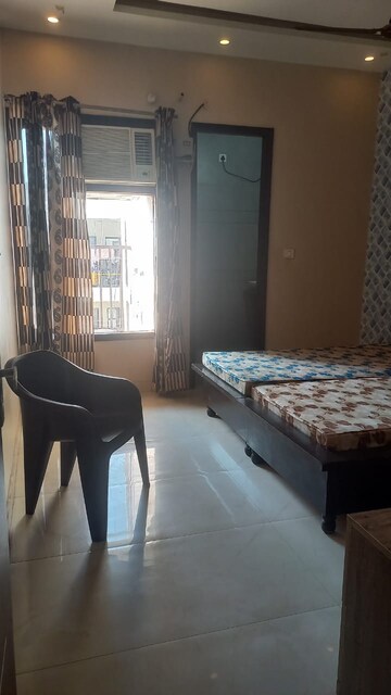Bedroom in 3 BHK Builder Floor at Sunshine Enclave, Vip Road – for Rent