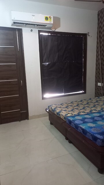 Bedroom in 3 BHK Builder Floor at Sunshine Enclave, Vip Road – for Rent