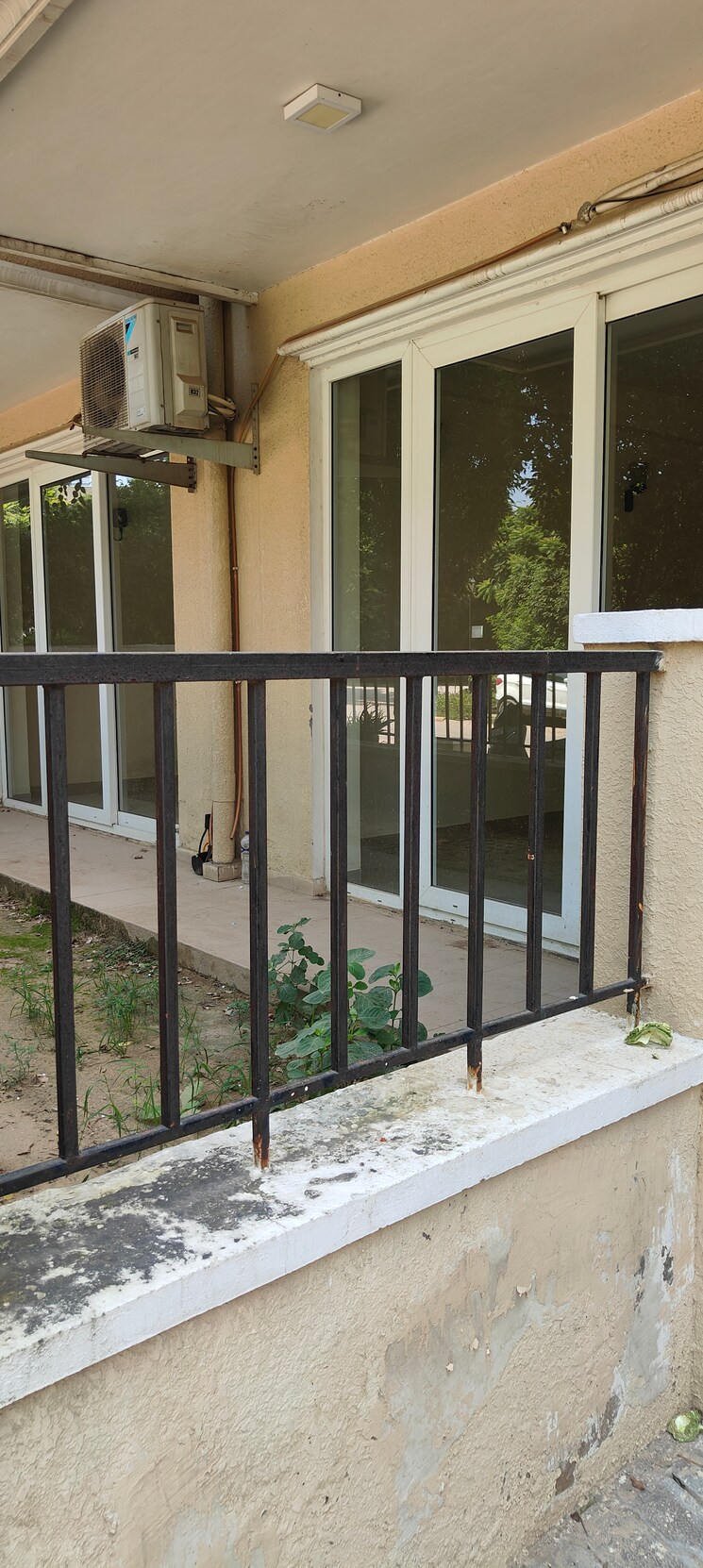 Balcony, emaar-mgf-emerald-hills 3 Bedroom 1650 Sq.Ft. Apartment In Sector 65 Gurgaon 9161181