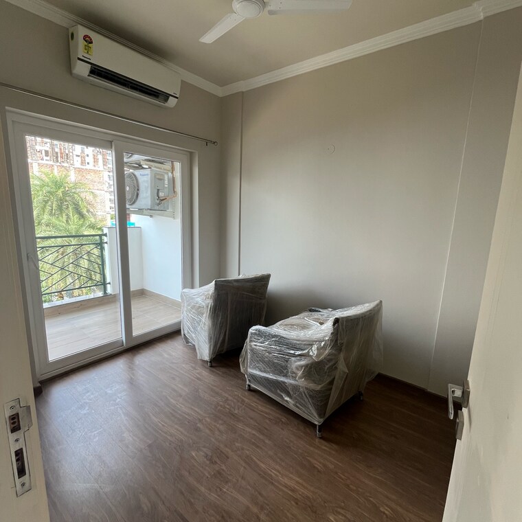 Room, central-park-flower-valley 2.5 Bedroom 1210 Sq.Ft. Builder Floor In Sohna Sector 33 Gurgaon 9161195