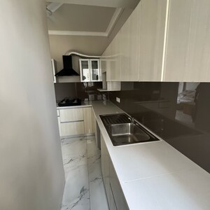 Kitchen in 2.5 BHK Builder Floor at Central Park 3 Flower Valley, Sohna Sector 33 – for Sale