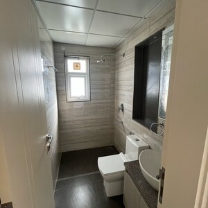 Bathroom in 2.5 BHK Builder Floor at Central Park 3 Flower Valley, Sohna Sector 33 – for Sale