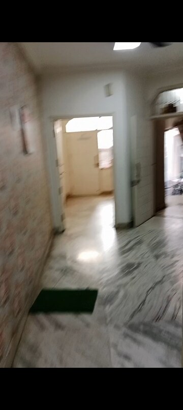 2 BHK Builder Floor For Rent in Laxmi Nagar