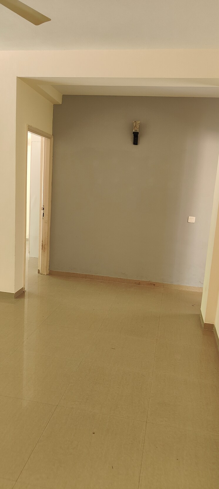 Room, emaar-mgf-emerald-hills 4 Bedroom 1845 Sq.Ft. Apartment In Sector 65 Gurgaon 9161192