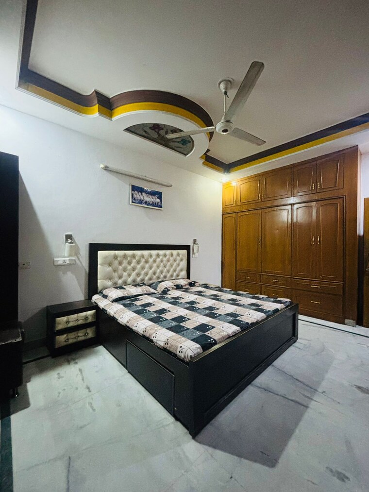 Bedroom, sector 21 3 Bedroom 2250 Sq.Ft. Builder Floor In Sector 21 Panchkula 9161187