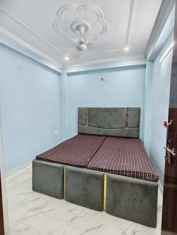 1 BHK + Pooja Room Builder Floor For Rent in Saket