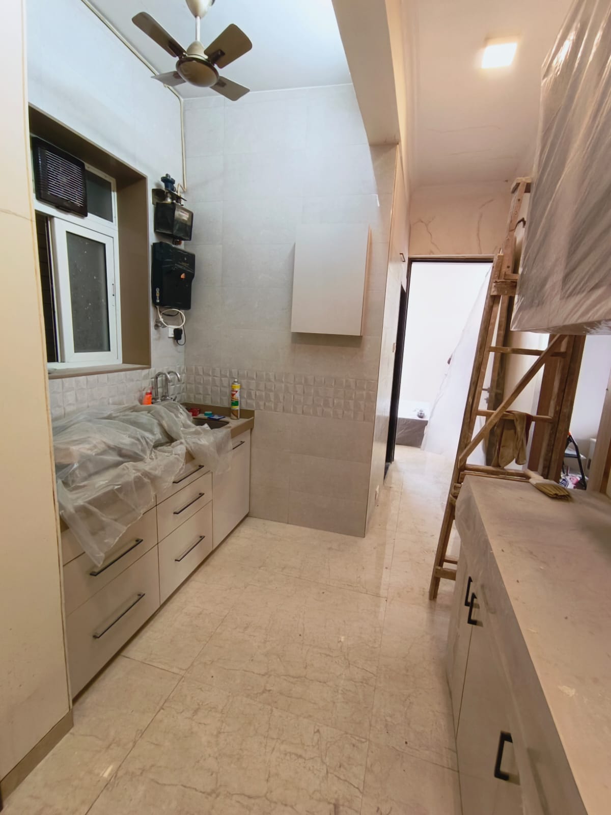 1 BHK Apartment For Sale in Owners Court