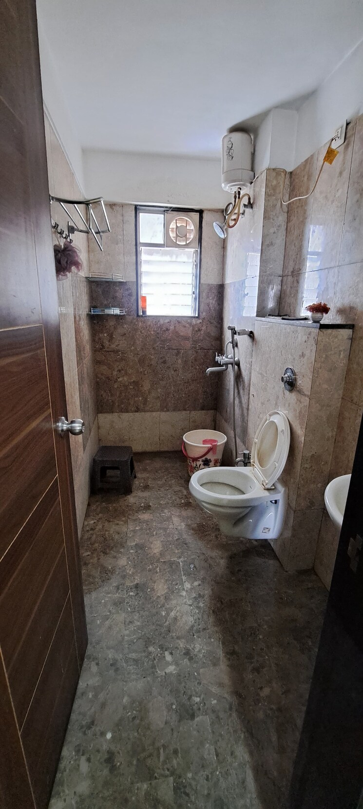 Bathroom, suyog-padmavati-hills 2 Bedroom 638 Sq.Ft. Apartment In Bavdhan Pune 9160468