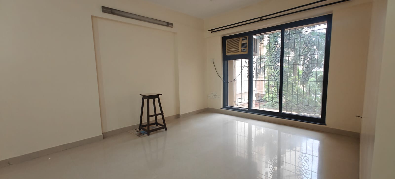 2.5 BHK Apartment For Rent in K Raheja Vihar