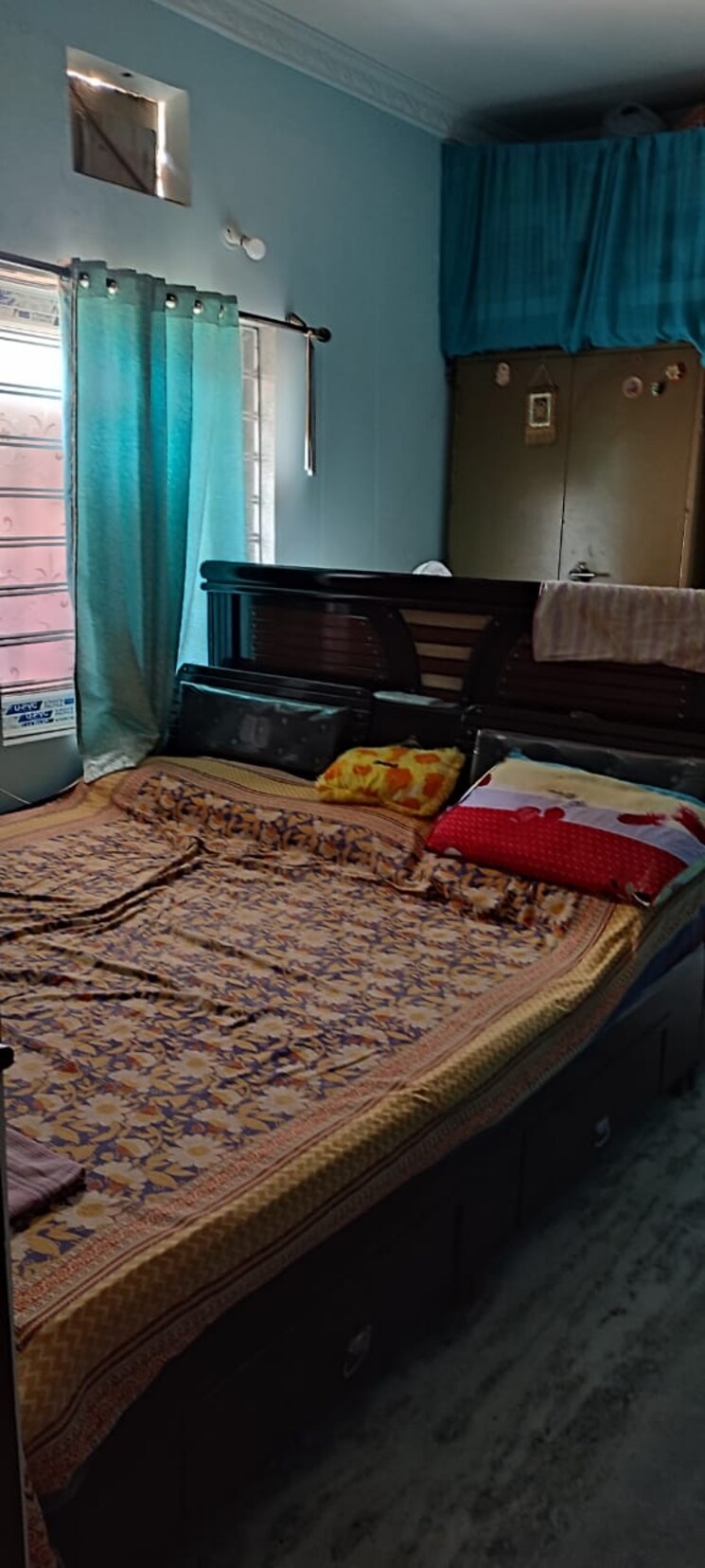 Bedroom, sri nagar colony 3 Bedroom 1300 Sq.Ft. Apartment In Sri Nagar Colony Hyderabad 9161313