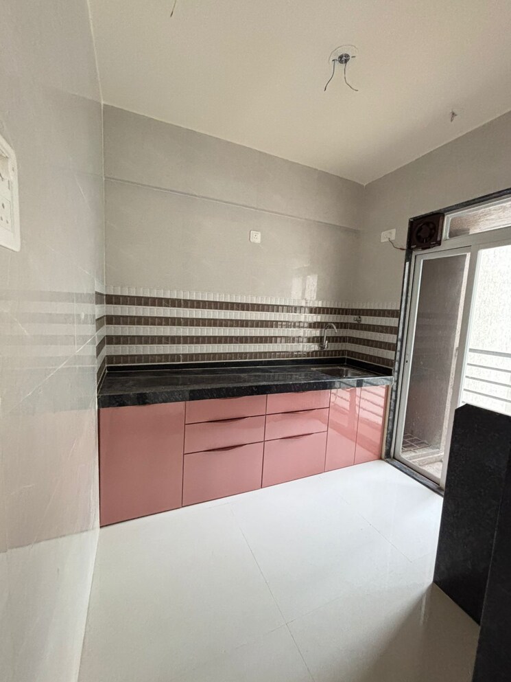 Kitchen, shyam-vatika 2 Bedroom 625 Sq.Ft. Apartment In Ashok Nagar Thane 9161321