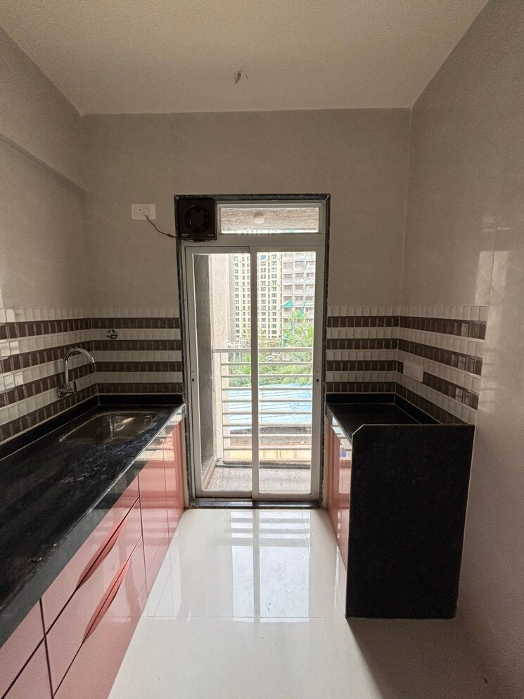 Kitchen, shyam-vatika 2 Bedroom 625 Sq.Ft. Apartment In Ashok Nagar Thane 9161321